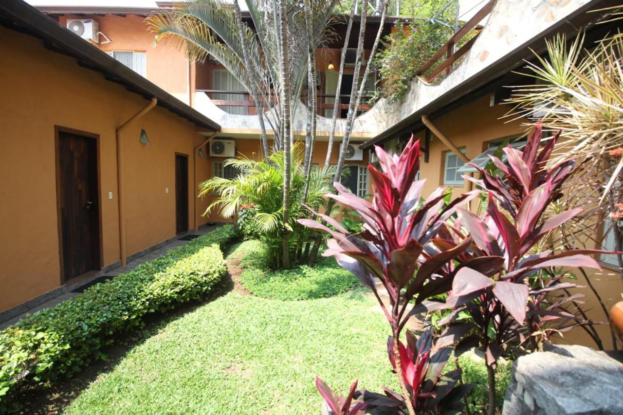 Pousada O Garimpo. Embu Buitenkant foto